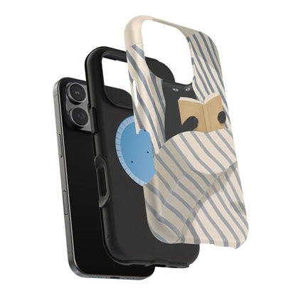 Reading Cat in Bed MagSafe case, matte finish detail