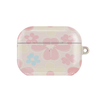Retro Daisy AirPods case — retro floral, closed front view