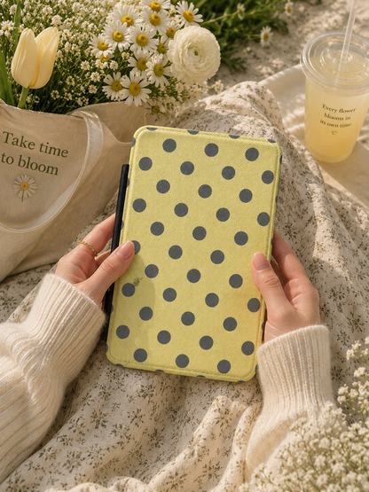 Citron and charcoal polka dot Kindle case front cover close-up — Atelier mid-century print