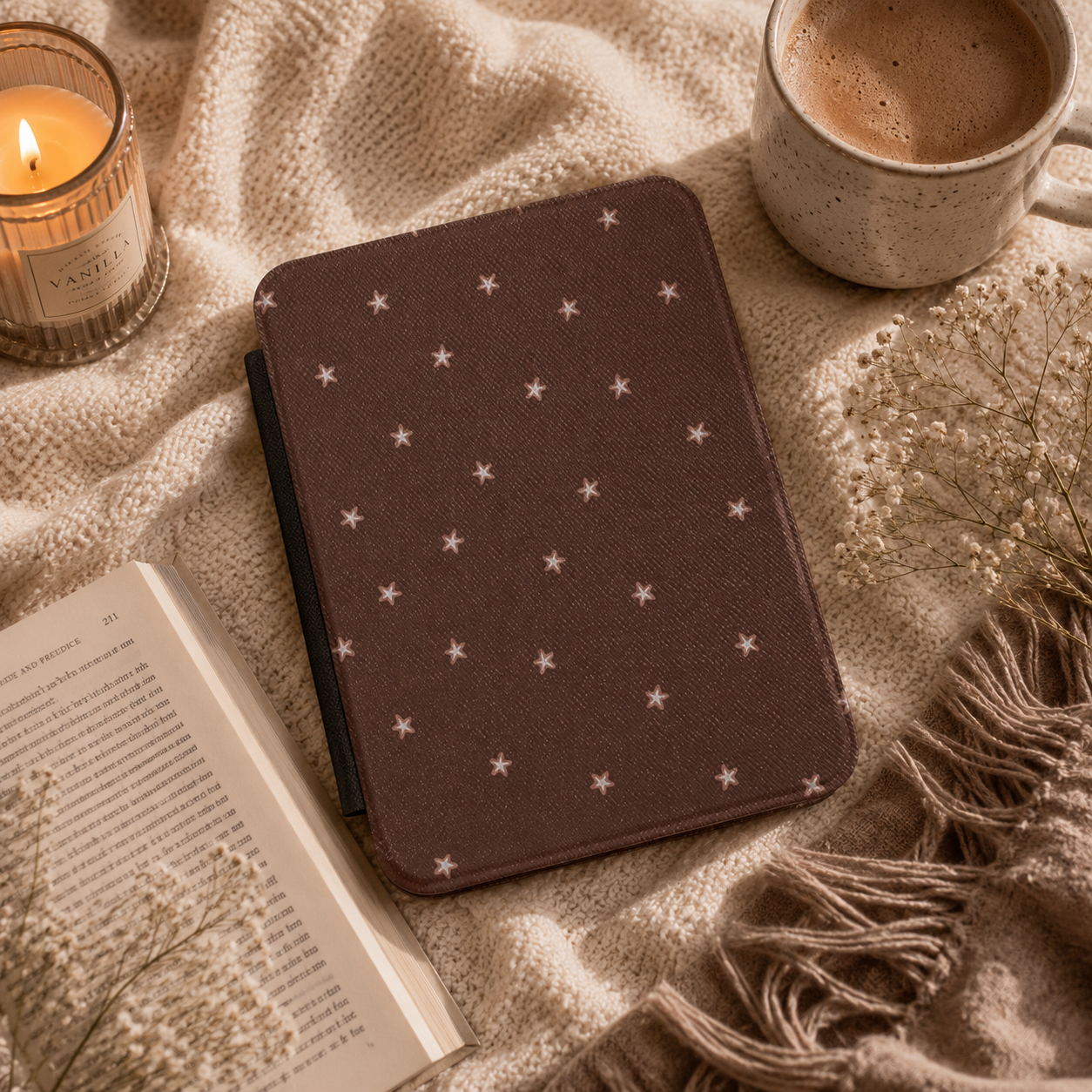 Cream Stars Kindle case shown at an angle