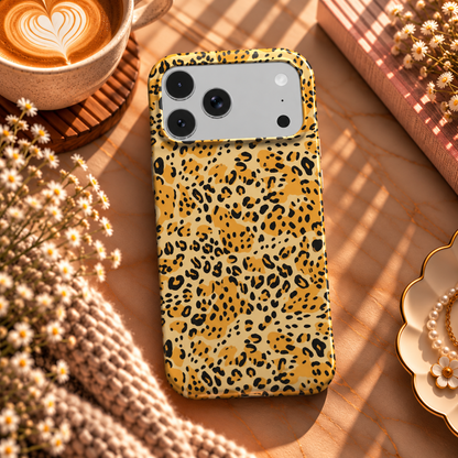 Golden Cheetah phone case – MagSafe iPhone case, lifestyle photo