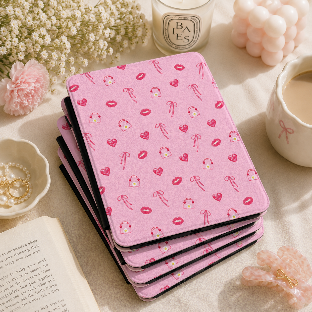 Lips and Bows Kindle case open showing e-ink Kindle on right interior panel