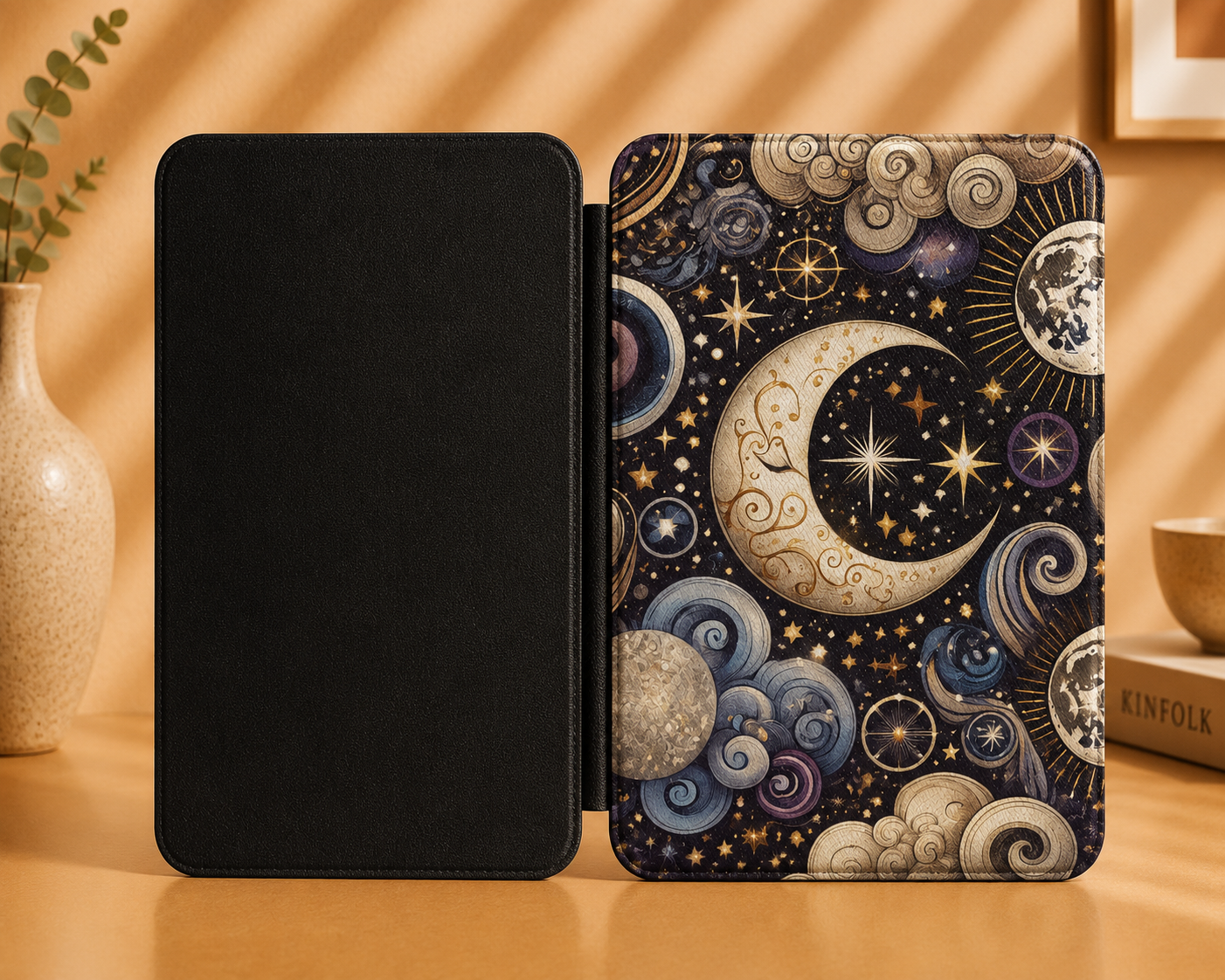 Ornate crescent moon Kindle case — additional view