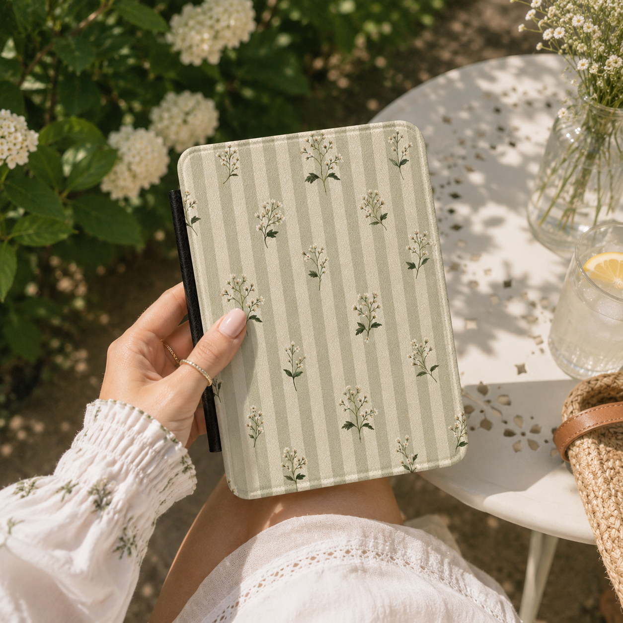 Sage Stripe Wildflower Kindle Case - photo 2